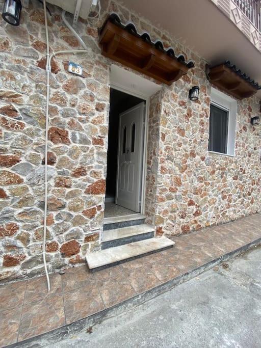 Stone House 48 M Apartman Aharné Kültér fotó